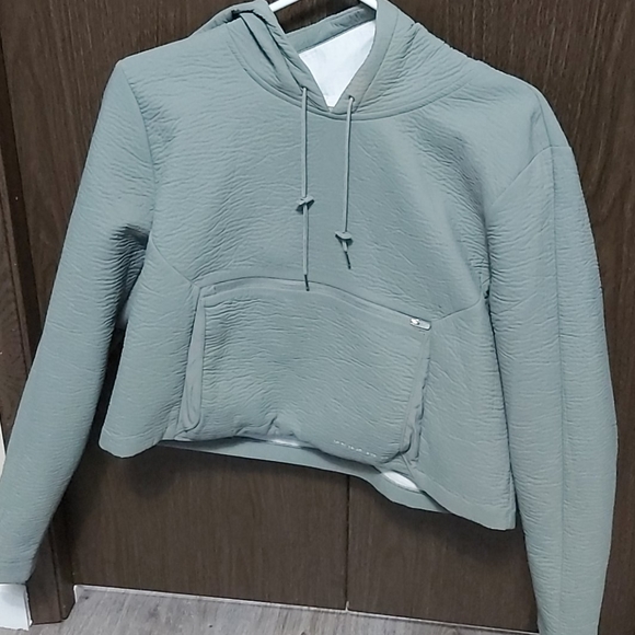 Nike crop jacket - Picture 1 of 3